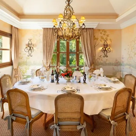 Elegant 6Br Villa With Private Pool - Lush Gardens Near Marbella Golden Mile