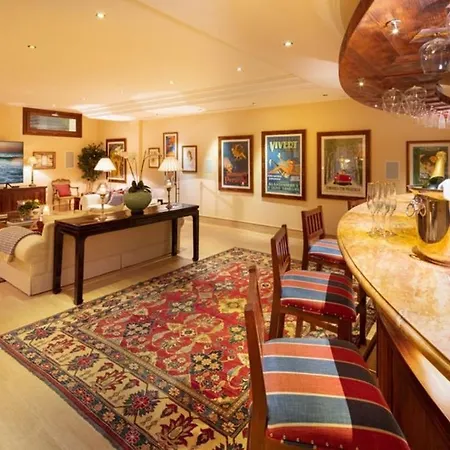 Elegant 6Br Villa With Private Pool - Lush Gardens Near Marbella Golden Mile *